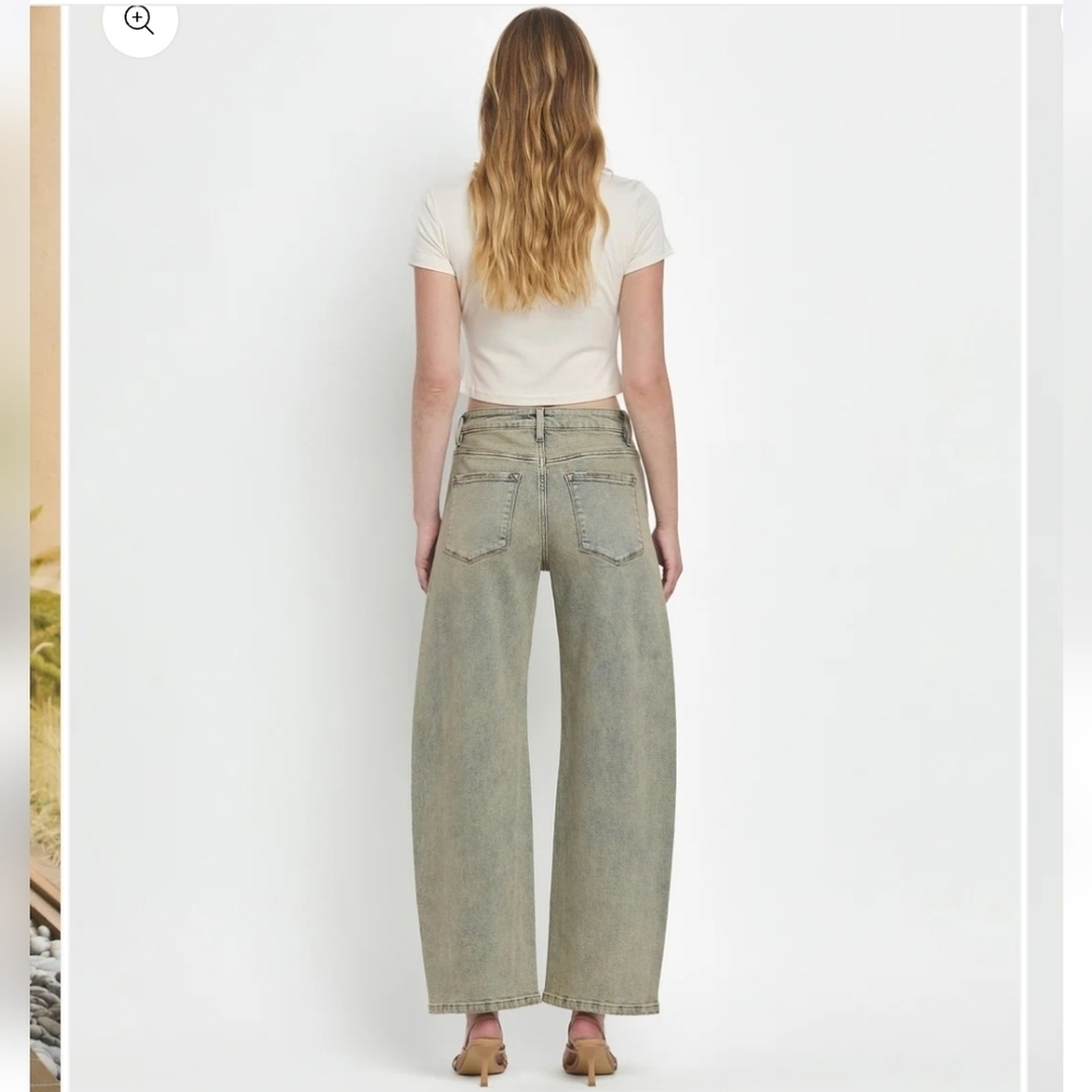 Vervet Free Spirit - Super High Rise Barrel Jeans - Picture 2 of 6